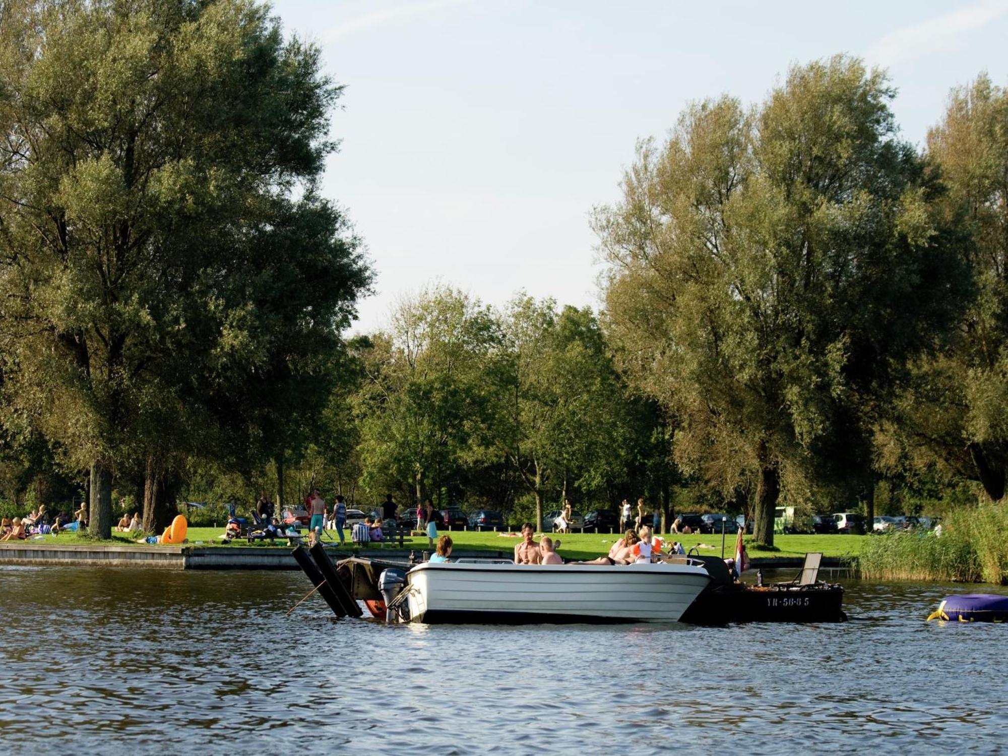 Lake-View Apartment Close To Amsterdam Uitgeest Zewnętrze zdjęcie
